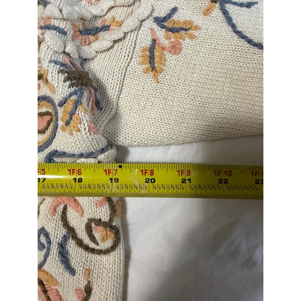 Vintage Kitty Hawk Floral Embroidered Cardigan Sweater Cream V-Neck Large - Picture 6 of 9